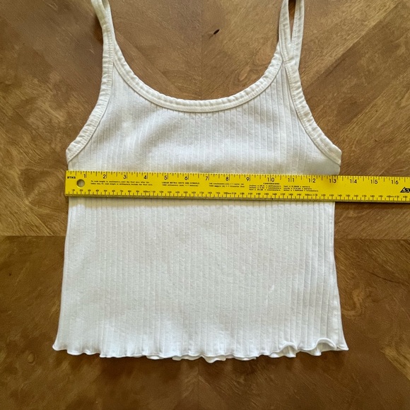 Old Navy - White Ribbed Camisole - Soft Stretch Tank - M - Picture 5 of 9